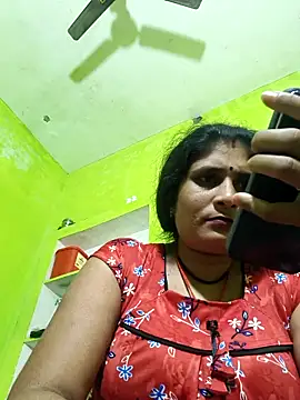 Hot-piuy online show from November 2025 10:05:01 AM