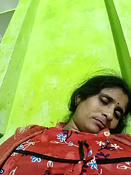 Hot-piuy online show from November 2025 05:24:01 PM