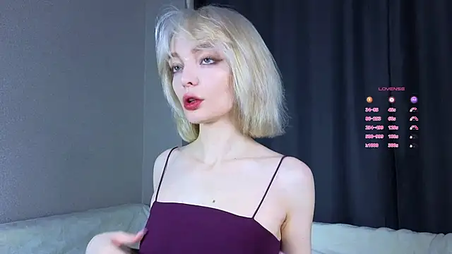 Snapshot of ShizukaBlanche chatting on October 2025 03:06:01 AM ShizukaBlanche online show from October 2025 03:06:01 AM