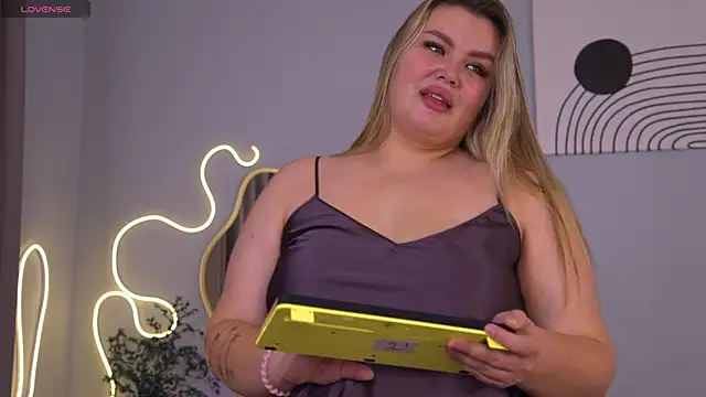 Hey Agata online show from September 2025 03:14:01 PM