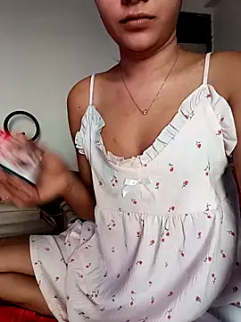 Snapshot of Cutie_Shruti chatting on October 2025 10:01:02 AM Cutie Shruti online show from October 2025 10:01:02 AM