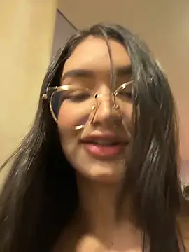 Snapshot of jenn_fit chatting on September 2025 02:44:02 AM jenn fit online show from September 2025 02:44:02 AM