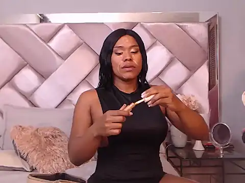 Snapshot of Ashleyroberst chatting on October 2025 08:48:02 AM Ashleyroberst online show from October 2025 08:48:02 AM