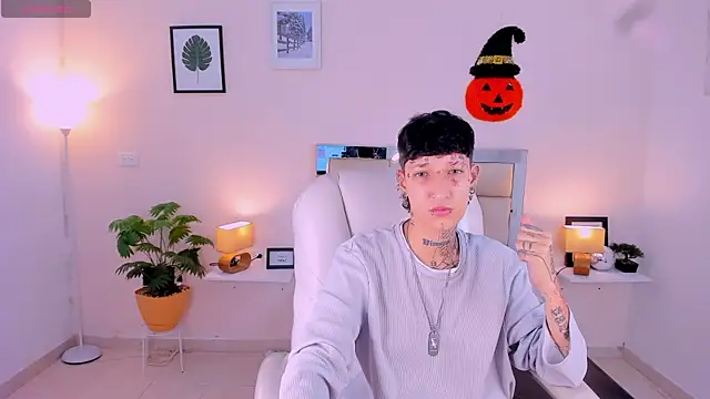 Luci Rose online show from October 2025 02:09:02 AM