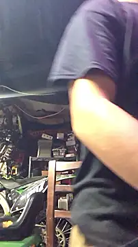 Snapshot of twistafatpipe chatting on October 2025 05:16:02 AM twistafatpipe online show from October 2025 05:16:02 AM