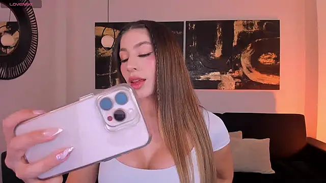 Snapshot of MaddisonTaylor1 chatting on October 2025 07:37:01 PM MaddisonTaylor1 online show from October 2025 07:37:01 PM