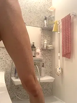 Snapshot of aki_2727 chatting on November 2025 07:53:02 AM aki 2727 online show from November 2025 07:53:02 AM