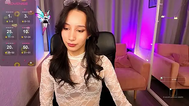 Leya moonlight online show from September 2025 10:35:01 PM