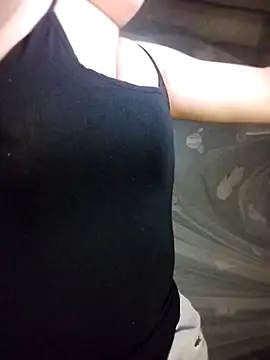 Snapshot of Kuncute chatting on September 2025 05:56:02 PM Kuncute online show from September 2025 05:56:02 PM