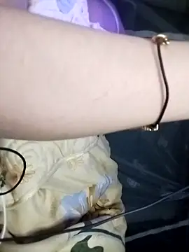 Snapshot of Kuncute chatting on September 2025 11:07:01 PM Kuncute online show from September 2025 11:07:01 PM