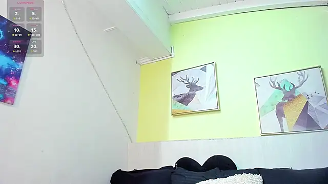 AtheneaArbelaez  online show from November 2025 12:38:02 PM