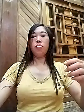 MayLyy online show from September 2025 11:21:01 AM