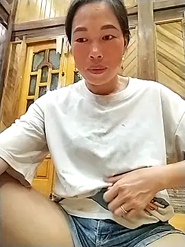 MayLyy online show from September 2025 03:36:01 PM