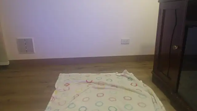 Snapshot of Lunx_Bbita chatting on October 2025 04:40:01 AM Lunx Bbita online show from October 2025 04:40:01 AM