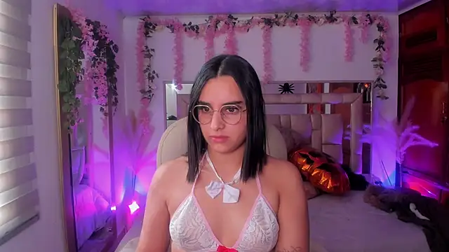 paulha miller online show from October 2025 12:50:02 PM