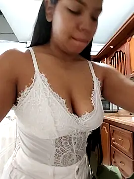 Snapshot of CloeeHills_ chatting on September 2025 08:57:01 AM CloeeHills online show from September 2025 08:57:01 AM