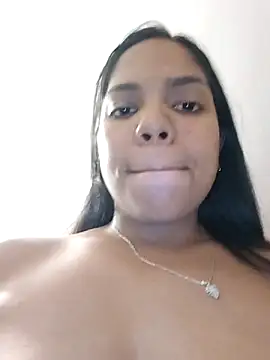 Snapshot of CloeeHills_ chatting on October 2025 02:30:01 AM CloeeHills online show from October 2025 02:30:01 AM