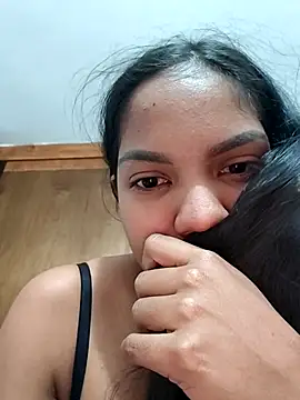 Snapshot of CloeeHills_ chatting on October 2025 12:41:01 AM CloeeHills online show from October 2025 12:41:01 AM