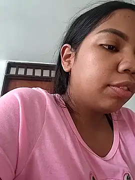 Snapshot of CloeeHills_ chatting on October 2025 07:03:02 PM CloeeHills online show from October 2025 07:03:02 PM