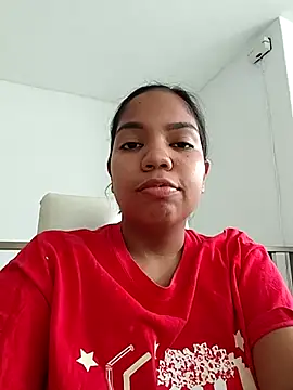 Snapshot of CloeeHills_ chatting on November 2025 03:11:01 PM CloeeHills online show from November 2025 03:11:01 PM