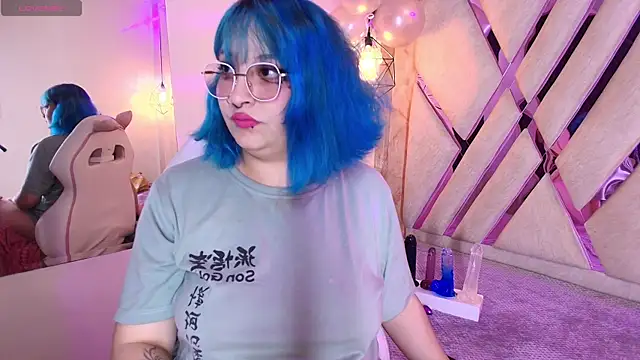 Lilith curvy online show from October 2025 08:06:02 PM