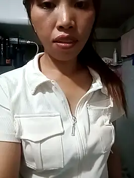 Snapshot of sulove_xx chatting on September 2025 12:53:01 PM sulove xx online show from September 2025 12:53:01 PM