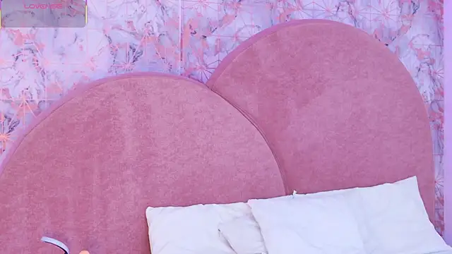 Samanta Isel online show from September 2025 03:00:02 AM