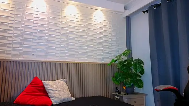 Snapshot of MelissaJhones chatting on September 2025 08:09:01 PM MelissaJhones online show from September 2025 08:09:01 PM