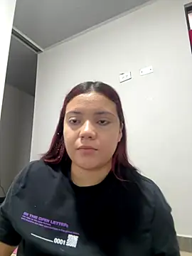 Snapshot of MelissaJhones chatting on September 2025 08:57:01 PM MelissaJhones online show from September 2025 08:57:01 PM