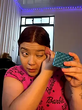 Snapshot of MelissaJhones chatting on October 2025 05:45:01 PM MelissaJhones online show from October 2025 05:45:01 PM