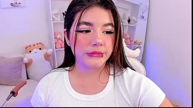 Snapshot of dolce_antonellaa chatting on October 2025 01:57:01 AM dolce antonellaa online show from October 2025 01:57:01 AM