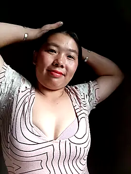 quynhkoolbae online show from September 2025 01:40:02 AM