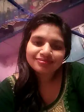 Snapshot of TINASONI chatting on September 2025 12:32:01 AM TINASONI online show from September 2025 12:32:01 AM
