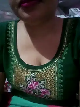 Snapshot of TINASONI chatting on October 2025 03:09:02 PM TINASONI online show from October 2025 03:09:02 PM