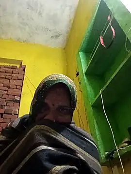 Rubi12A online show from December 2025 09:42:01 PM