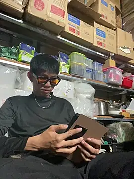 Snapshot of linh21107 chatting on November 2025 06:24:02 AM linh21107 online show from November 2025 06:24:02 AM