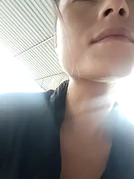 linda bae00 online show from September 2025 01:33:02 AM