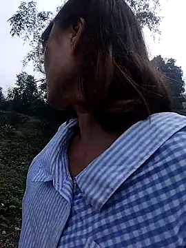 linda bae00 online show from October 2025 02:44:01 AM