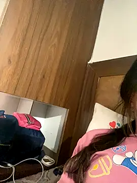 Snapshot of kaylee_demm chatting on October 2025 10:33:02 AM kaylee demm online show from October 2025 10:33:02 AM