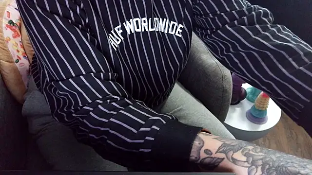 Snapshot of fetishslut4u chatting on November 2025 09:39:01 PM fetishslut4u online show from November 2025 09:39:01 PM