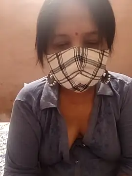 hot-chanda online show from September 2025 08:03:01 AM