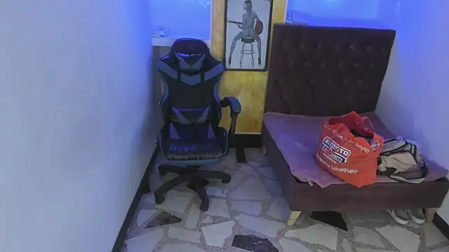 alison moon7 online show from November 2025 11:09:02 AM