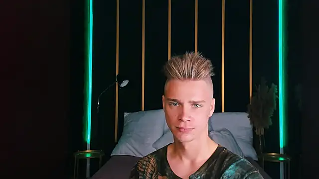 LawrenceMiles online show from September 2025 10:48:02 AM