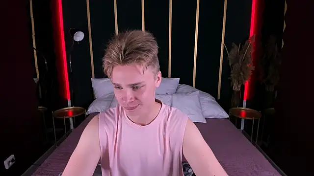 LawrenceMiles online show from October 2025 10:37:02 AM