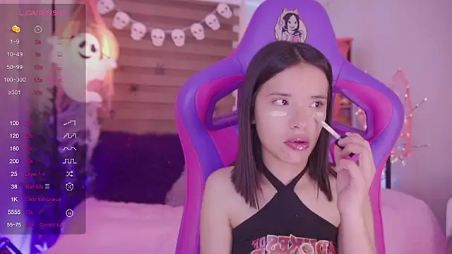 Lana Dreams  online show from October 2025 12:18:01 AM