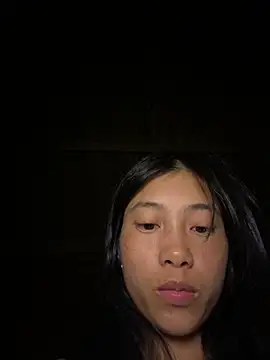 EmLy02 online show from October 2025 12:57:02 PM