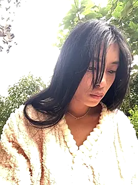 EmLy02 online show from October 2025 06:21:01 AM