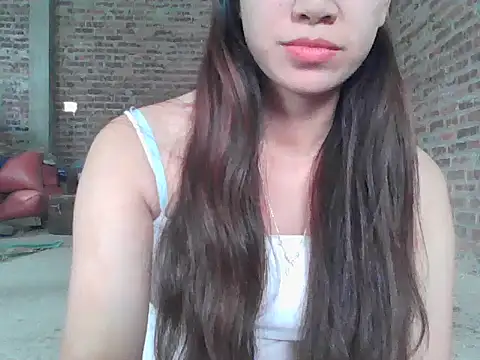 Snapshot of fanchunn chatting on October 2025 02:42:02 AM fanchunn online show from October 2025 02:42:02 AM