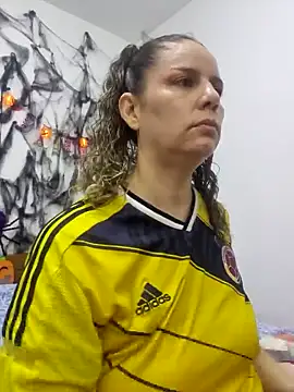 Snapshot of Nina_vallon chatting on October 2025 01:44:01 PM Nina vallon online show from October 2025 01:44:01 PM