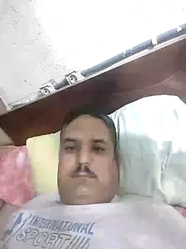 Snapshot of mM0140 chatting on November 2025 03:25:01 PM mM0140 online show from November 2025 03:25:01 PM